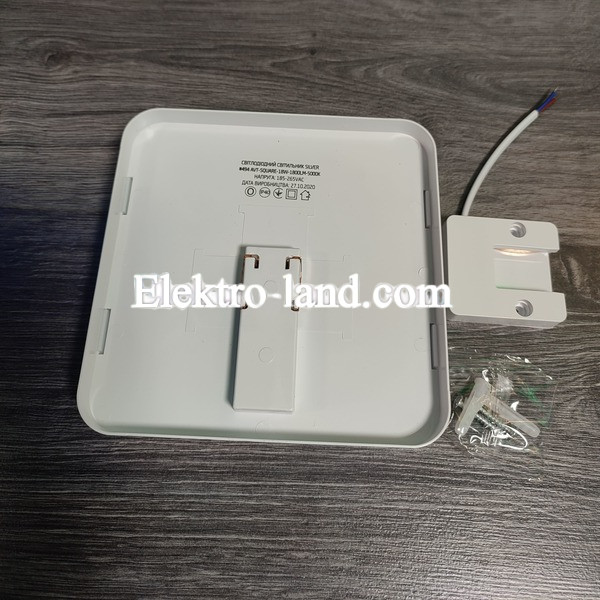 Светильник на потолок  квадрат LED AVT-SQUARE SILVER Pure White  18W 5000K (Белый)